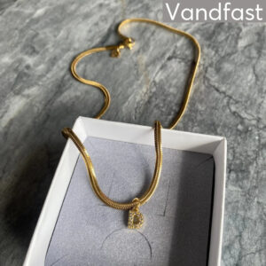 ANNEBRAUNER Snake Letter Necklace - D